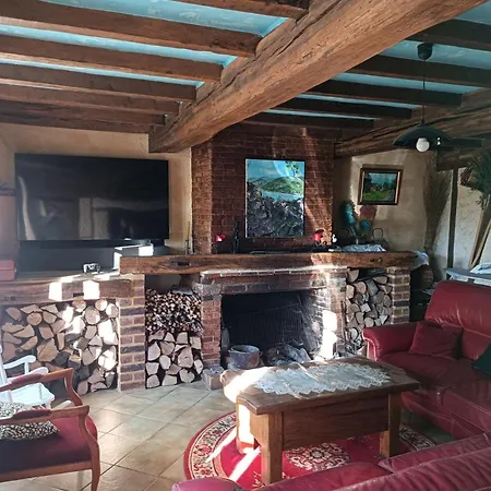 Holiday home Le Ventre Rouge *